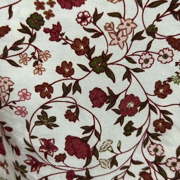 RW&Co floral button up - Picture 2 of 6